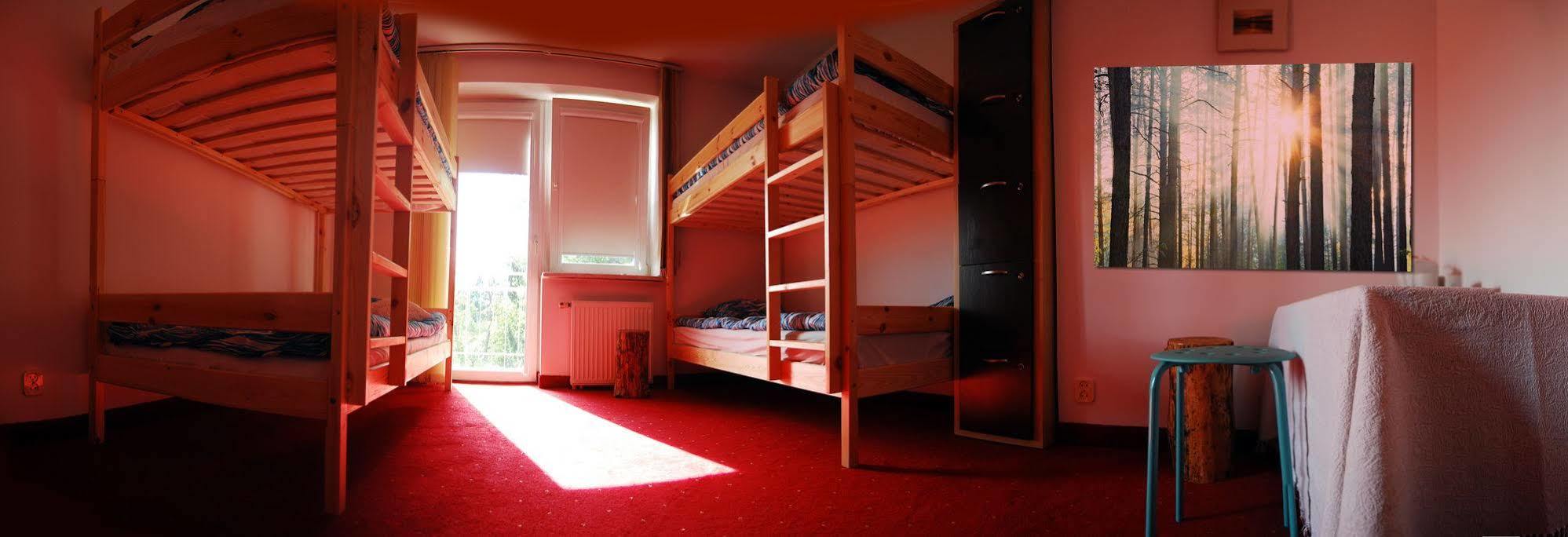 Adventura Hostel Варшава Екстериор снимка