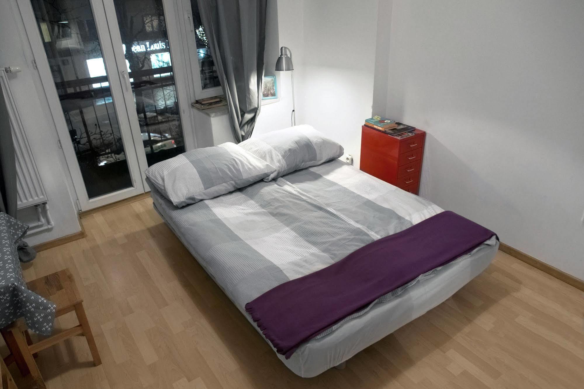 Adventura Hostel Варшава Екстериор снимка