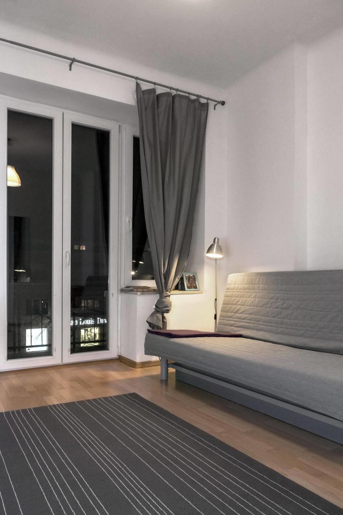 Adventura Hostel Варшава Екстериор снимка